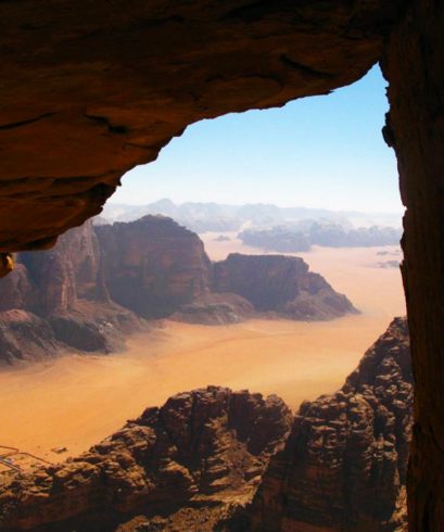 Wadi-Rum-and-Petra-Trek-–-In-the-footsteps-of-Lawrence-of-Arabia-1-960×1149